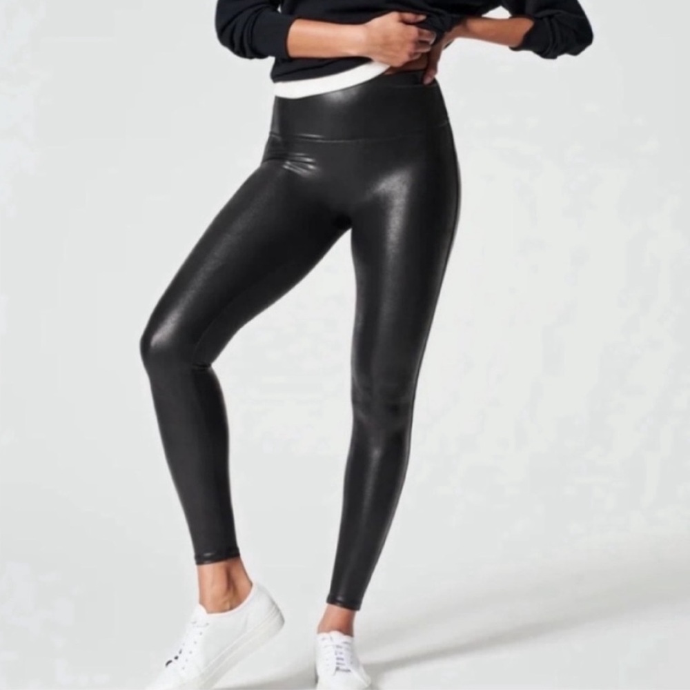 Spanx Faux Leather Leggings Sz M